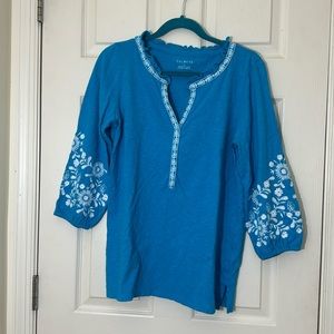 TALBOTS 100% Cotton Blue Embroidered Top Size Medium
